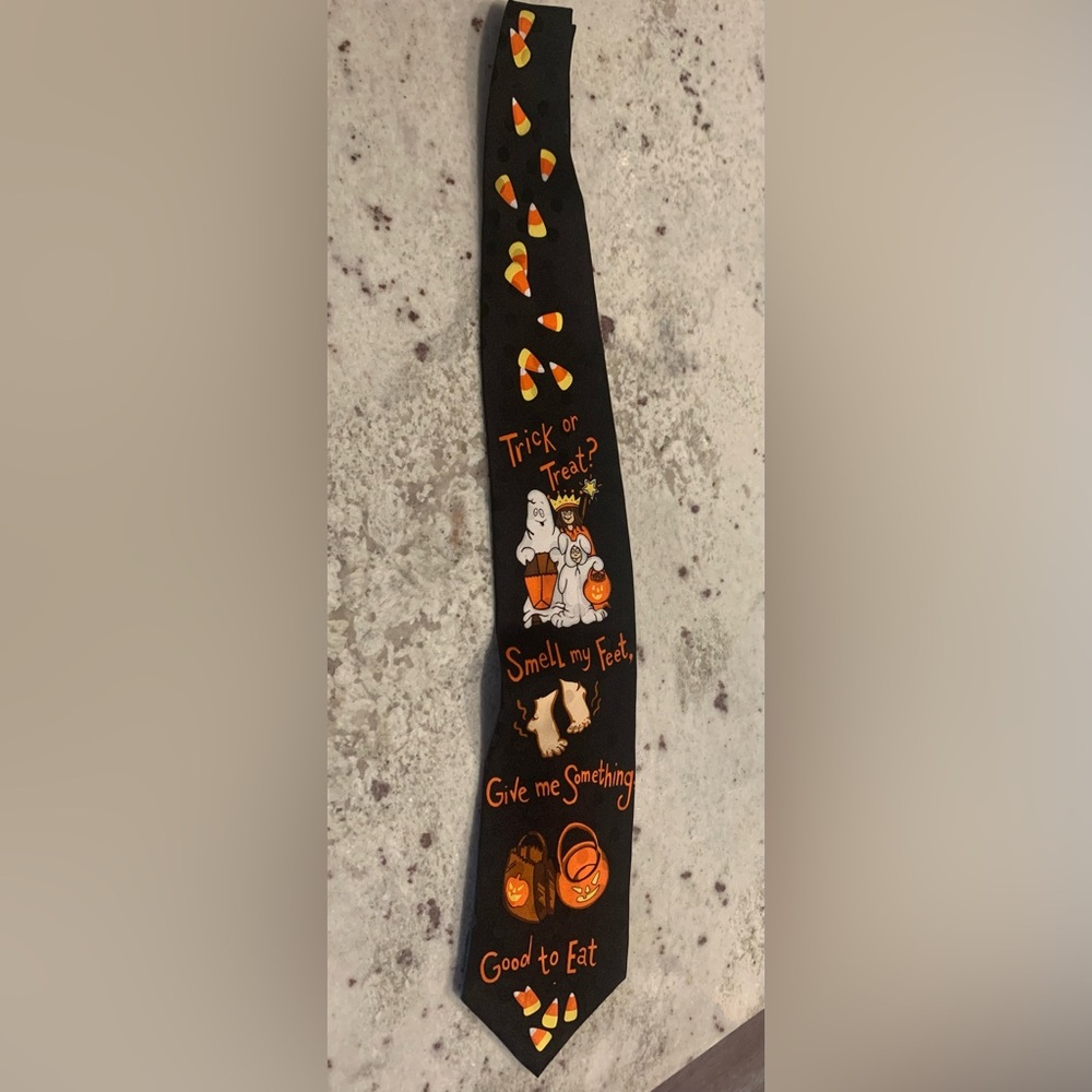 Ties In Disguise Candy Corn Tie